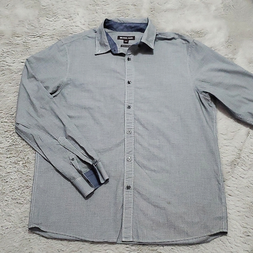 Michael Kors tailored classic fit buttondown shirt size L